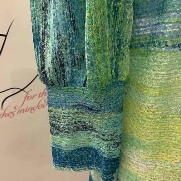 New Directions Petites. Size PL. Knit Semi Sheer. Textured. Boat Neck. Top. B28 - Picture 3 of 6